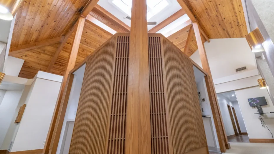 Wooden walls and ceiling in Ormond Beach dental office